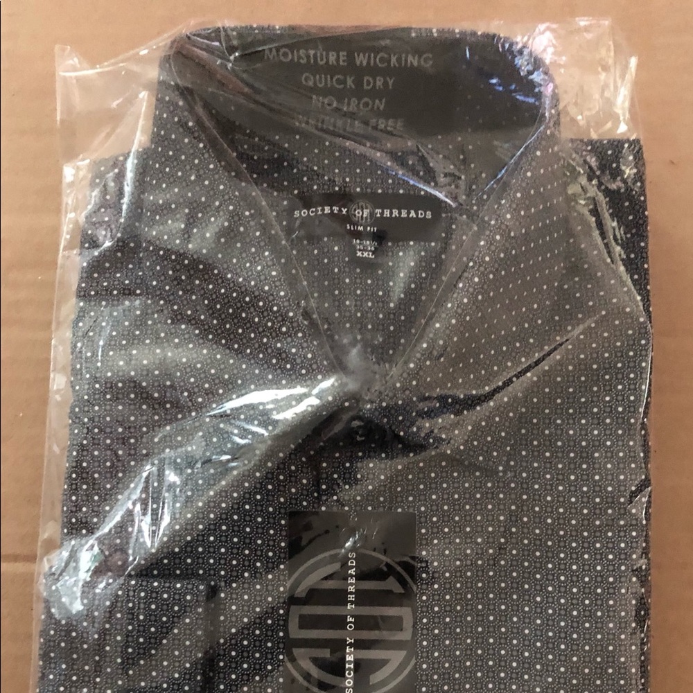 Long sleeve dress shirt